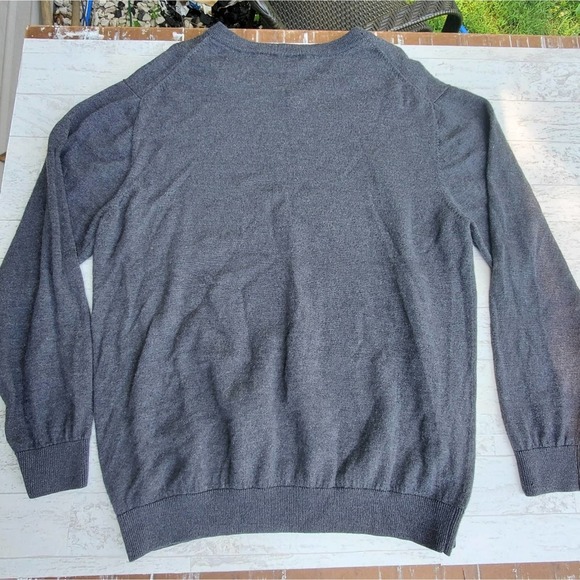 Turnbury Extra Fine Merino Wool V-Neck Sweater 2XT - Picture 5 of 8